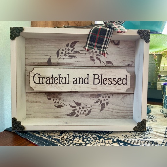 Grateful and Blessed Suitcase Shadow Box Sign - Picture 1 of 10